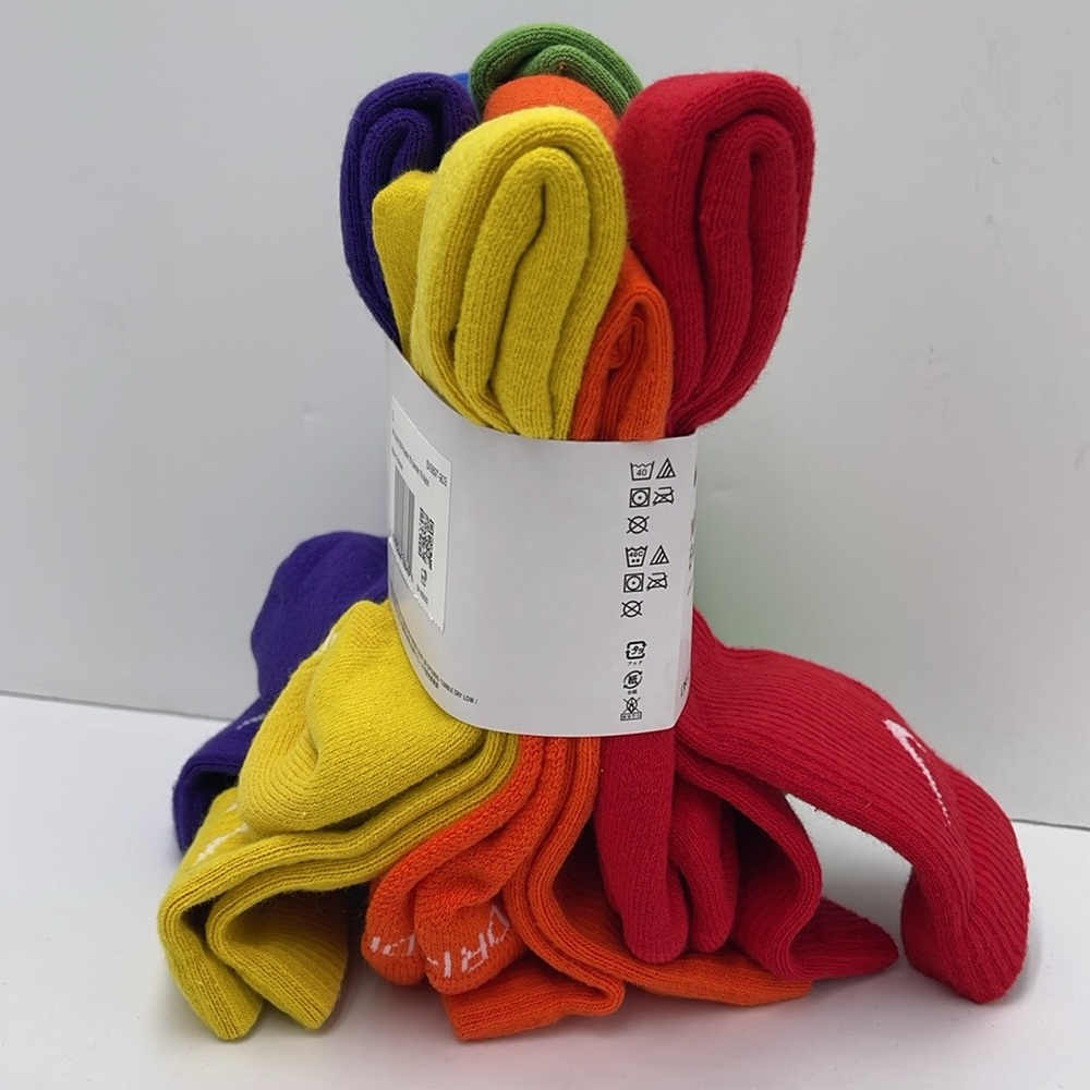 Nike Everyday Plus Cushioned
Training Crew Socks (6 Pairs) - Picture 10 of 16